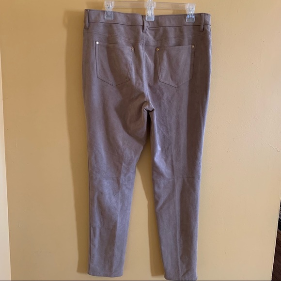 Chico’s Regular Faux-Suede Pants Knit Jeggings Pants Size 8. - Picture 2 of 13
